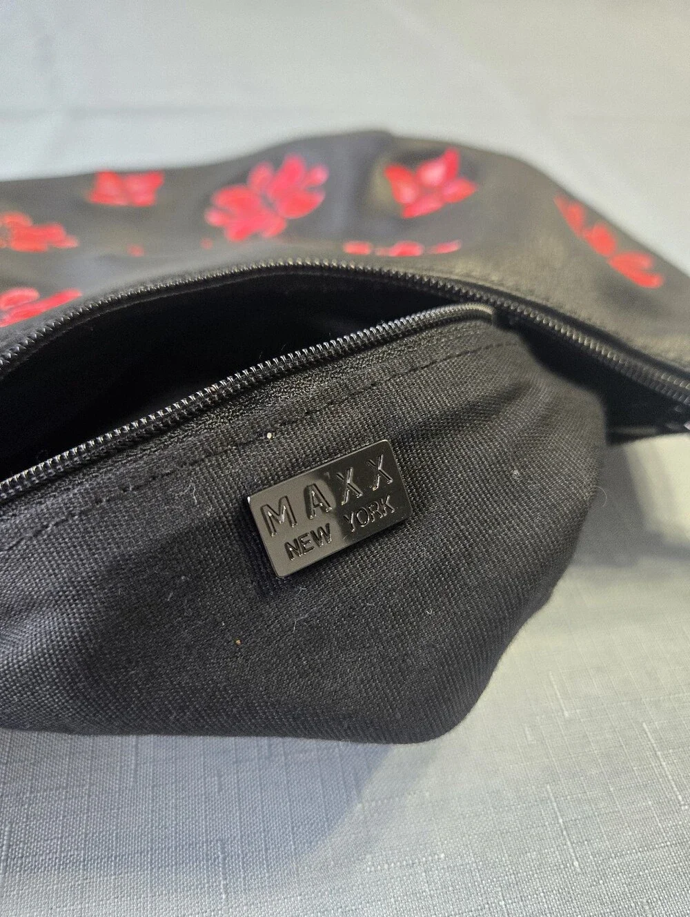 MAXX New York Black Genuine Leather Floral Embroidered Shoulder Bag Y2K Hobo Pur